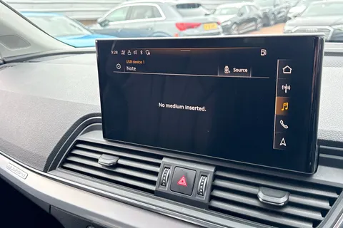 GD22ERO Audi Q5 Sport 40 TDI quattro 204 PS S tronic Thumbnail #40