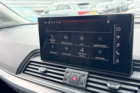 GD22ERO Audi Q5 Sport 40 TDI quattro 204 PS S tronic Thumbnail #44