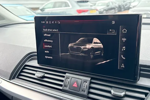 GD22ERO Audi Q5 Sport 40 TDI quattro 204 PS S tronic Thumbnail #45