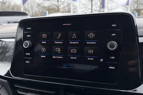 DC25NKF Volkswagen T-Roc 1.5 TSI Black Edition 5dr DSG | Heated Seats | Sports Pack Thumbnail #44