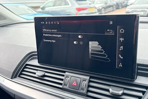 GD22ERO Audi Q5 Sport 40 TDI quattro 204 PS S tronic Thumbnail #46