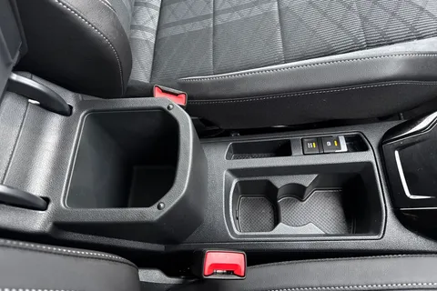 DC25NKF Volkswagen T-Roc 1.5 TSI Black Edition 5dr DSG | Heated Seats | Sports Pack Thumbnail #46