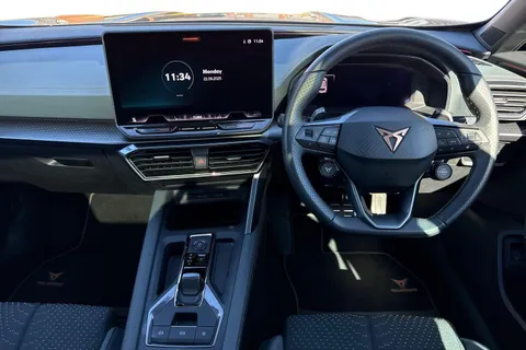 VX74ZWH CUPRA Formentor 1.5 eHybrid 272 VZ First Edition 5dr DSG Thumbnail #19