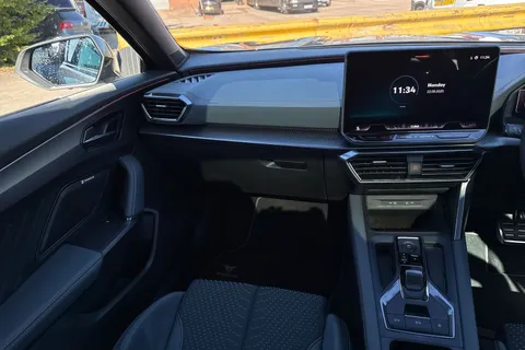 VX74ZWH CUPRA Formentor 1.5 eHybrid 272 VZ First Edition 5dr DSG Thumbnail #21