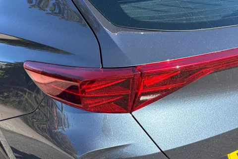 VX74ZWH CUPRA Formentor 1.5 eHybrid 272 VZ First Edition 5dr DSG Thumbnail #29