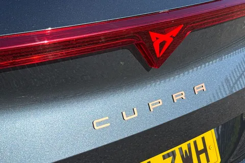 VX74ZWH CUPRA Formentor 1.5 eHybrid 272 VZ First Edition 5dr DSG Thumbnail #30