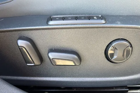 VX74ZWH CUPRA Formentor 1.5 eHybrid 272 VZ First Edition 5dr DSG Thumbnail #33