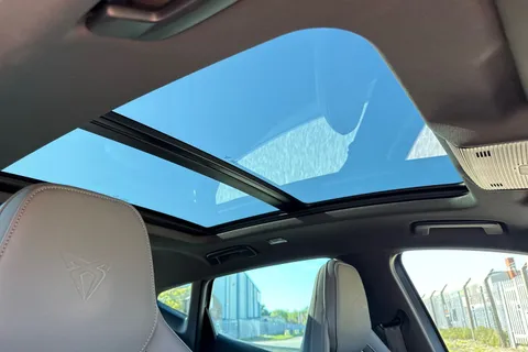 VX74ZWH CUPRA Formentor 1.5 eHybrid 272 VZ First Edition 5dr DSG Thumbnail #35