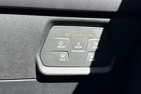 VX74ZWH CUPRA Formentor 1.5 eHybrid 272 VZ First Edition 5dr DSG Thumbnail #39