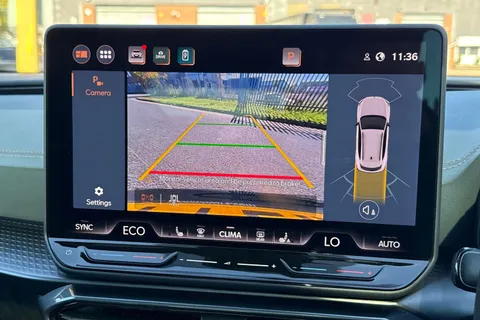 VX74ZWH CUPRA Formentor 1.5 eHybrid 272 VZ First Edition 5dr DSG Thumbnail #42