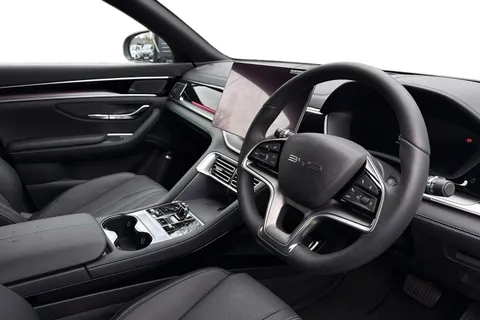 DV75XJO BYD Seal U 1.5 DM-i 18.3kWh Design CVT Auto AWD Euro 6 (s/s) 5dr Thumbnail #7