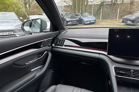 DV75XJO BYD Seal U 1.5 DM-i 18.3kWh Design CVT Auto AWD Euro 6 (s/s) 5dr Thumbnail #14