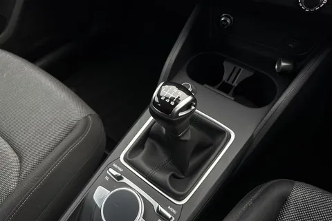 MK23CFX Audi Q2 Sport 30 TFSI  110 PS 6-speed Thumbnail #22