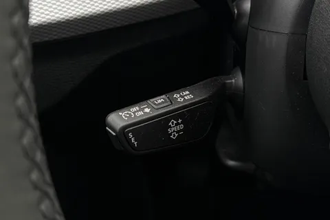 MK23CFX Audi Q2 Sport 30 TFSI  110 PS 6-speed Thumbnail #32