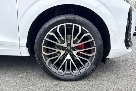  Audi Q3 1.5 TFSI Edition 1 S Tronic Euro 6 (s/s) 5dr Thumbnail #10