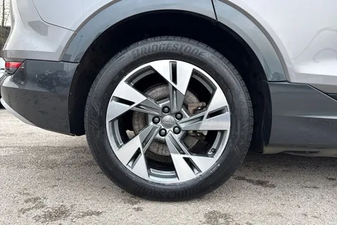 BX70KHB Audi e-tron 55 quattro 300,00 kW Thumbnail #10