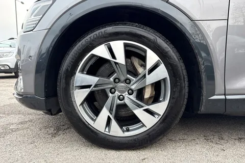 BX70KHB Audi e-tron 55 quattro 300,00 kW Thumbnail #12