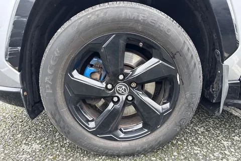 CX69LFR Toyota Rav4 2.5 VVT-h Dynamic CVT 4WD Euro 6 (s/s) 5dr Thumbnail #12