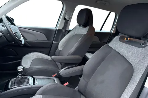 EA20CSZ Citroën Grand C4 Spacetourer 1.5 BlueHDi Touch Plus Euro 6 (s/s) 5dr Thumbnail #16