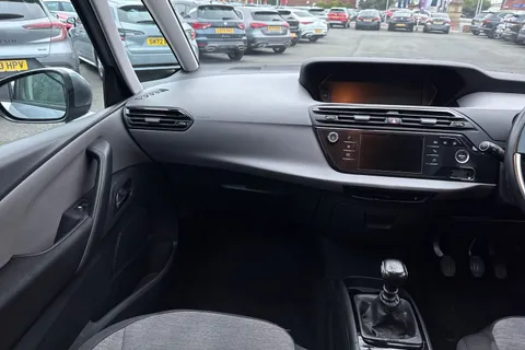 EA20CSZ Citroën Grand C4 Spacetourer 1.5 BlueHDi Touch Plus Euro 6 (s/s) 5dr Thumbnail #20