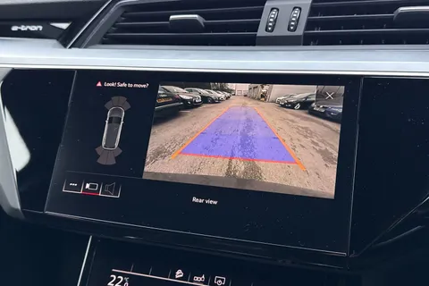 BX70KHB Audi e-tron 55 quattro 300,00 kW Thumbnail #31