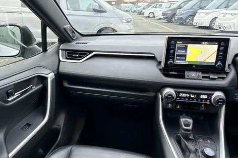 CX69LFR Toyota Rav4 2.5 VVT-h Dynamic CVT 4WD Euro 6 (s/s) 5dr Thumbnail #20