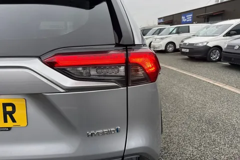 CX69LFR Toyota Rav4 2.5 VVT-h Dynamic CVT 4WD Euro 6 (s/s) 5dr Thumbnail #26