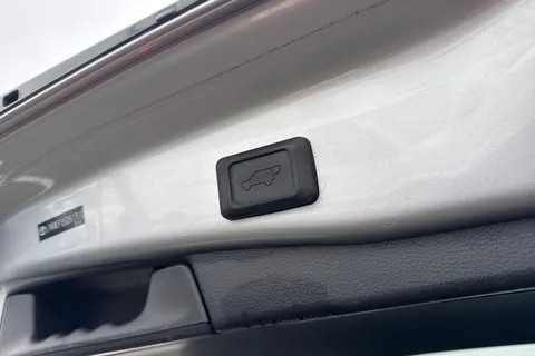 CX69LFR Toyota Rav4 2.5 VVT-h Dynamic CVT 4WD Euro 6 (s/s) 5dr Thumbnail #29