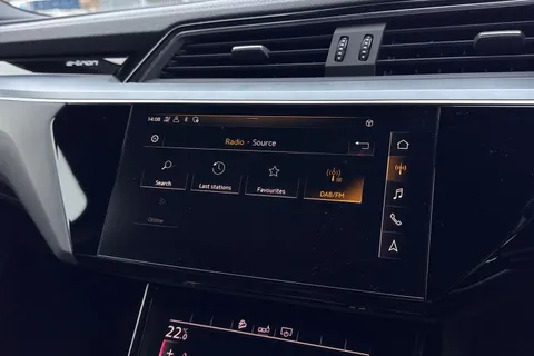 BX70KHB Audi e-tron 55 quattro 300,00 kW Thumbnail #43