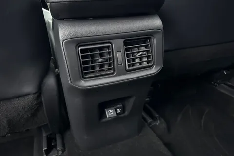 CX69LFR Toyota Rav4 2.5 VVT-h Dynamic CVT 4WD Euro 6 (s/s) 5dr Thumbnail #38