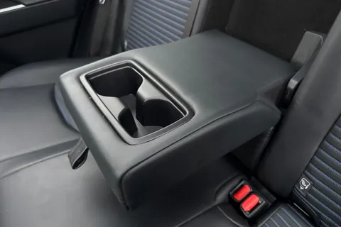 CX69LFR Toyota Rav4 2.5 VVT-h Dynamic CVT 4WD Euro 6 (s/s) 5dr Thumbnail #39