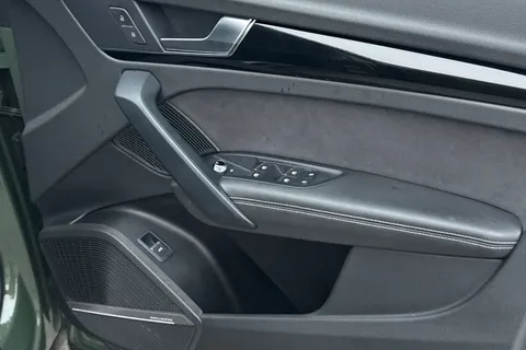 PN23NZA Audi Q5 Edition 1 40 TDI quattro 204 PS S tronic Thumbnail #20