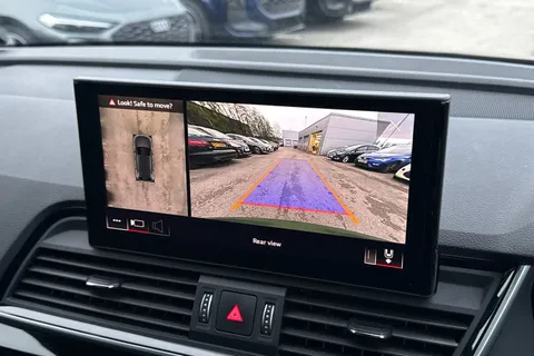 PN23NZA Audi Q5 Edition 1 40 TDI quattro 204 PS S tronic Thumbnail #31