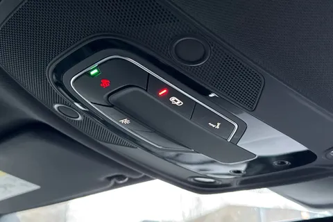 PN23NZA Audi Q5 Edition 1 40 TDI quattro 204 PS S tronic Thumbnail #40