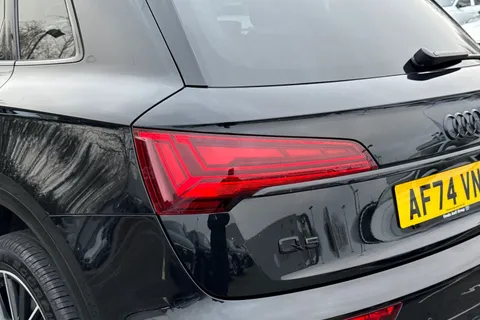AF74VNA Audi Q5 Black Edition 40 TDI quattro 204 PS S tronic Thumbnail #8