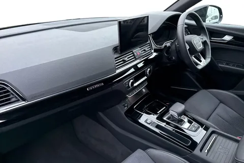 AF74VNA Audi Q5 Black Edition 40 TDI quattro 204 PS S tronic Thumbnail #15