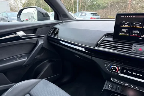 AF74VNA Audi Q5 Black Edition 40 TDI quattro 204 PS S tronic Thumbnail #20