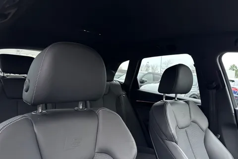 AF74VNA Audi Q5 Black Edition 40 TDI quattro 204 PS S tronic Thumbnail #24