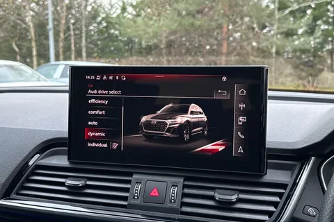 AF74VNA Audi Q5 Black Edition 40 TDI quattro 204 PS S tronic Thumbnail #30