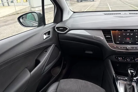 BW21WVU Vauxhall Crossland 1.2 Turbo [130] Ultimate Nav 5dr Auto Thumbnail #20