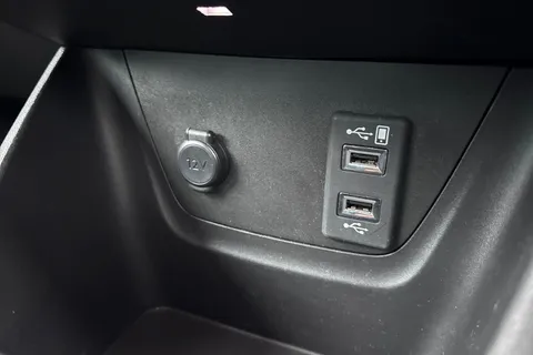 BW21WVU Vauxhall Crossland 1.2 Turbo [130] Ultimate Nav 5dr Auto Thumbnail #53