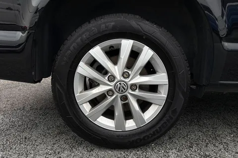 DE74JMV Volkswagen Transporter 2.0 TDI 110 Highline Van Thumbnail #10