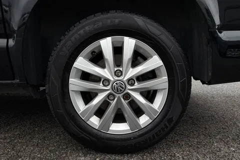 DE74JMV Volkswagen Transporter 2.0 TDI 110 Highline Van Thumbnail #11