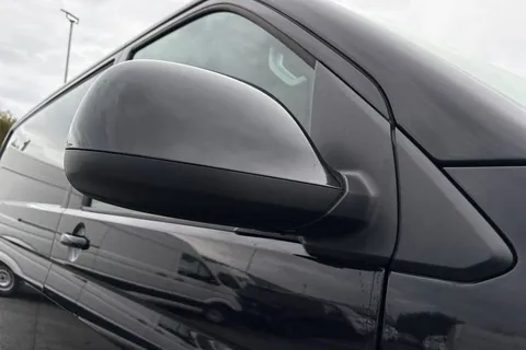 DE74JMV Volkswagen Transporter 2.0 TDI 110 Highline Van Thumbnail #25