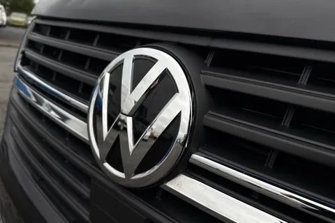 DE74JMV Volkswagen Transporter 2.0 TDI 110 Highline Van Thumbnail #29