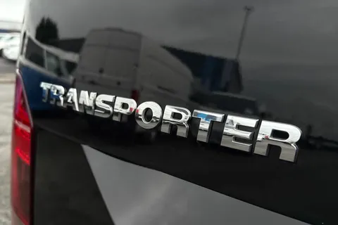 DE74JMV Volkswagen Transporter 2.0 TDI 110 Highline Van Thumbnail #31