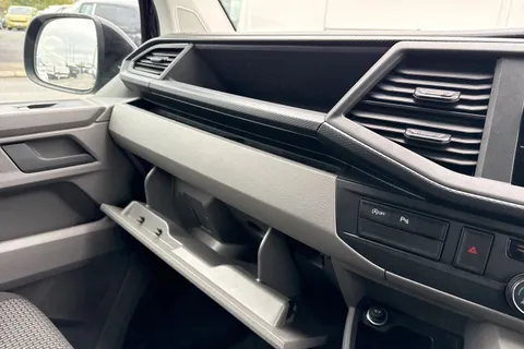 DE74JMV Volkswagen Transporter 2.0 TDI 110 Highline Van Thumbnail #34
