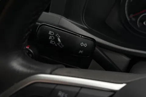 DE74JMV Volkswagen Transporter 2.0 TDI 110 Highline Van Thumbnail #37