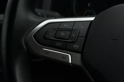 DE74JMV Volkswagen Transporter 2.0 TDI 110 Highline Van Thumbnail #38