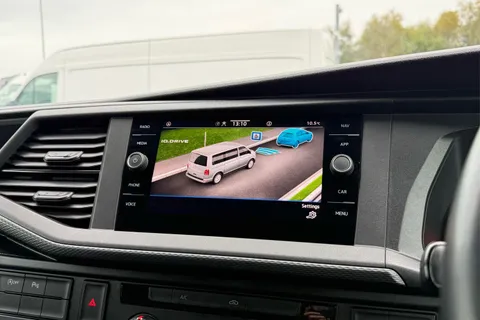 DE74JMV Volkswagen Transporter 2.0 TDI 110 Highline Van Thumbnail #52